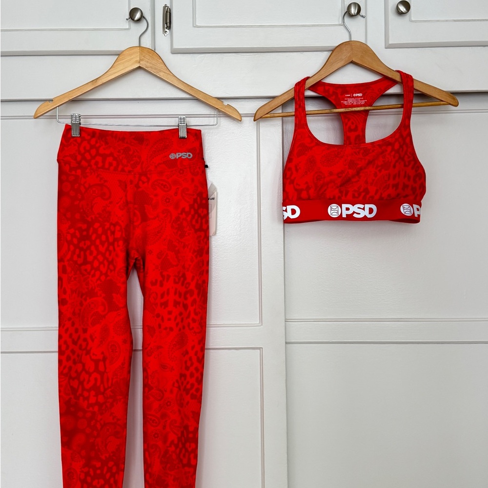 PSD Underwear NWT Leggings + Bra set. Size M.